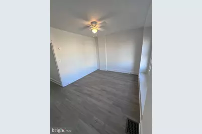 2117 W 4th Street, Chester, PA 19013 - Photo 16