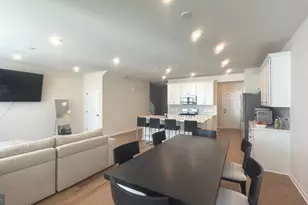 337 Milton Stamp Dr, Glen Mills, PA 19342 - Photo 2