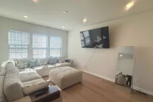 337 Milton Stamp Dr, Glen Mills, PA 19342 - Photo 4