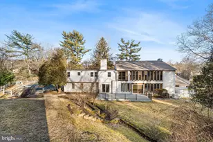 906 Hunt Rd, Newtown Square, PA 19073 - Photo 2