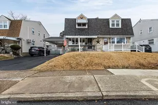 210 Beechwood Rd, Brookhaven, PA 19015 - Photo 2