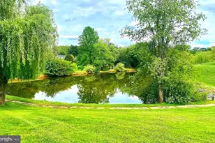 25 Abel Pl, Media, PA 19063 - Photo 2