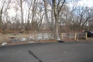 887 Windermere Ave, Drexel Hill, PA 19026 - Photo 18