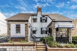 213 Heather Rd, Upper Darby, PA 19082 - Photo 1