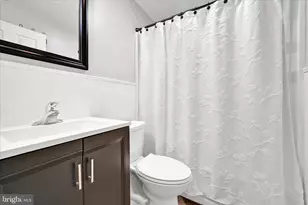 204 Ridley Ave, Folsom, PA 19033 - Photo 20