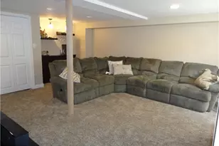 204 Greenbriar Ln, Havertown, PA 19083 - Photo 6