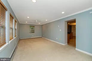 204 Greenbriar Ln, Havertown, PA 19083 - Photo 16