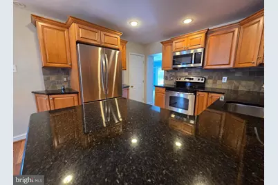 204 Greenbriar Lane, Havertown, PA 19083 - Photo 8