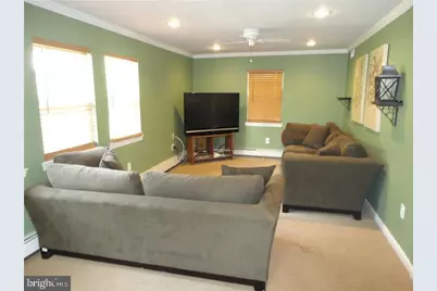 204 Greenbriar Lane, Havertown, PA 19083 - Photo 8