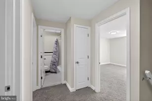 1339 Park Ln, Darby, PA 19023 - Photo 16