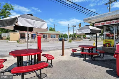 1594 Market, Linwood, PA 19061 - Photo 6