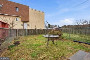 7 Rhodes Ave, Collingdale, PA 19023 - Photo 20