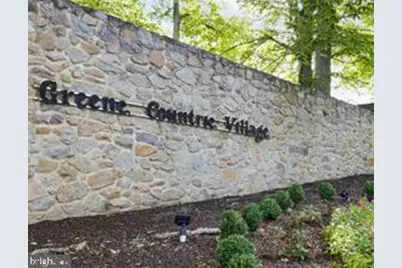 147 W Kenilworth Circle, Newtown Square, PA 19073 - Photo 2