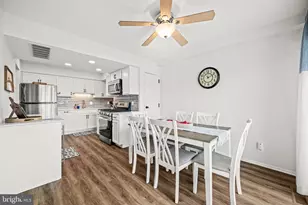 147 W Kenilworth Cir, Newtown Square, PA 19073 - Photo 12