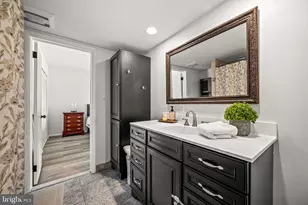 147 W Kenilworth Cir, Newtown Square, PA 19073 - Photo 22