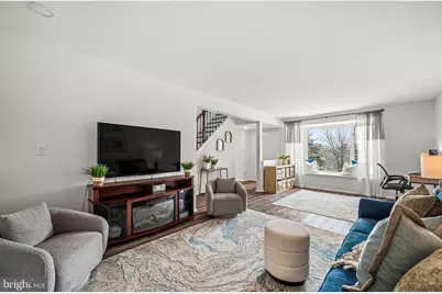 147 W Kenilworth Circle, Newtown Square, PA 19073 - Photo 10