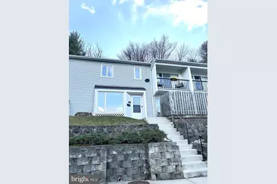 147 W Kenilworth Circle, Newtown Square, PA 19073 - Photo 1