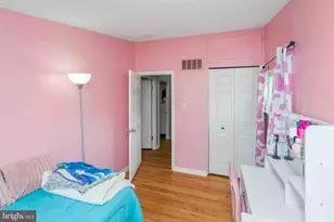 915 Flora, Upper Chichester, PA 19061 - Photo 18