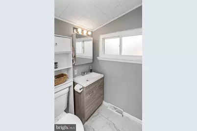 915 Flora, Upper Chichester, PA 19061 - Photo 16