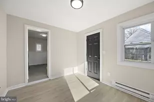 2109 Ferncroft Ave, Upper Chichester, PA 19061 - Photo 16