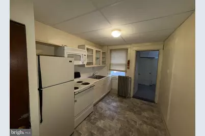 205 Marshall Avenue, Darby, PA 19023 - Photo 4