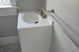 1031 Hyatt St, Chester, PA 19013 - Photo 8