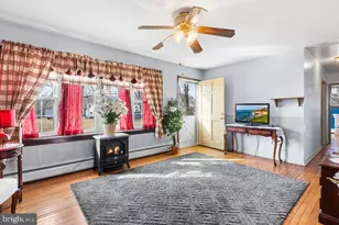 468A Garnet Mine Rd, Upper Chichester, PA 19061 - Photo 2