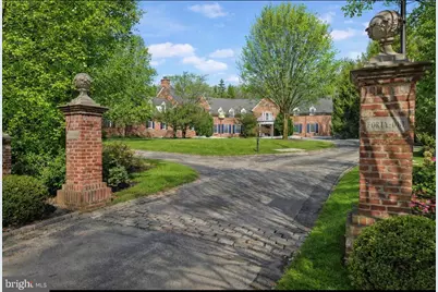 41 Tunbridge Road, Haverford, PA 19041 - Photo 1