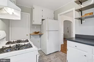 1045 Edgerton Rd, Secane, PA 19018 - Photo 18