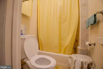 323 W 7th Street, Chester, PA 19013 - Photo 32