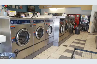 517 Chester Pike, Prospect Park, PA 19076 - Photo 16