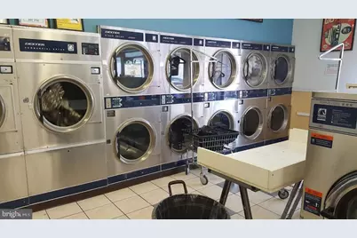 517 Chester Pike, Prospect Park, PA 19076 - Photo 18