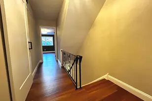 33 Park Vallei Ln, Brookhaven, PA 19015 - Photo 8