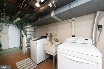 939 Fariston Drive, Drexel Hill, PA 19026 - Photo 28