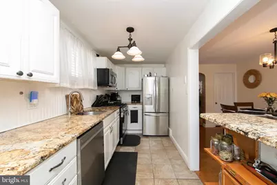 939 Fariston Drive, Drexel Hill, PA 19026 - Photo 12