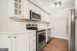 202A Summit Dr, Bryn Mawr, PA 19010 - Photo 16