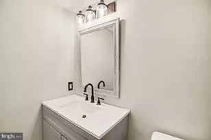 202A Summit Dr, Bryn Mawr, PA 19010 - Photo 22