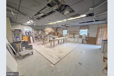 125 Powhattan Avenue, Essington, PA 19029 - Photo 8