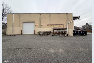 125 Powhattan Avenue, Essington, PA 19029 - Photo 6