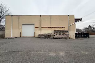 125 Powhattan Ave, Essington, PA 19029 - Photo 6