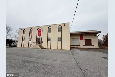 125 Powhattan Avenue, Essington, PA 19029 - Photo 2