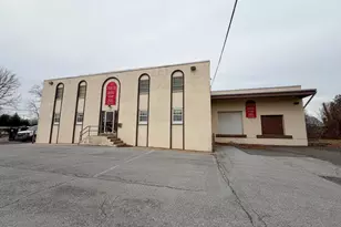 125 Powhattan Ave, Essington, PA 19029 - Photo 2