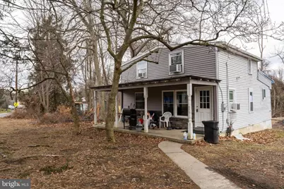 801 Bethel Avenue, Aston, PA 19014 - Photo 2