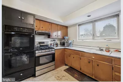 1301 Burton Avenue, Sharon Hill, PA 19079 - Photo 4