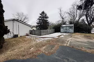 1835 Cherry St, Upper Chichester, PA 19061 - Photo 4