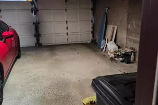 524 S Cedar Ln, Upper Darby, PA 19082 - Photo 16