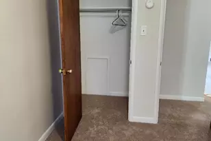 524 S Cedar Ln, Upper Darby, PA 19082 - Photo 10