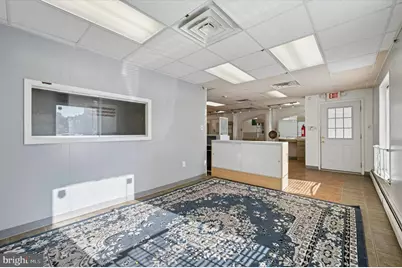 151 Long Lane, Upper Darby, PA 19082 - Photo 8