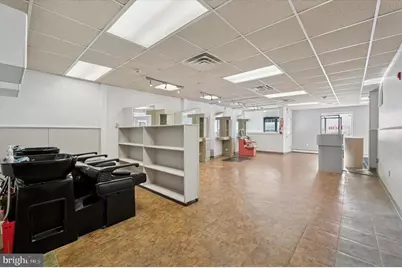 151 Long Lane, Upper Darby, PA 19082 - Photo 4