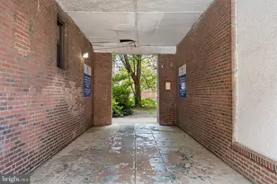 7250 Chestnut St, Upper Darby, PA 19082 - Photo 4